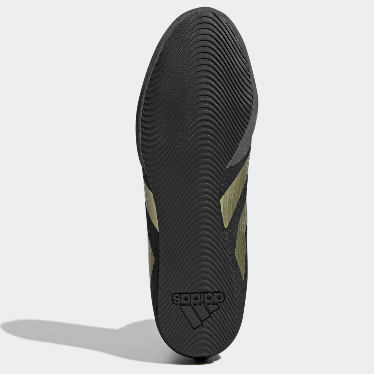 Adidas Box Hog 4 – Leichter Boxschuh in Schwarz/Gold mit verstärkter Zwischensohle für zusätzlichen Halt. Bietet Komfort und Stabilität bei jeder Bewegung im Ring.