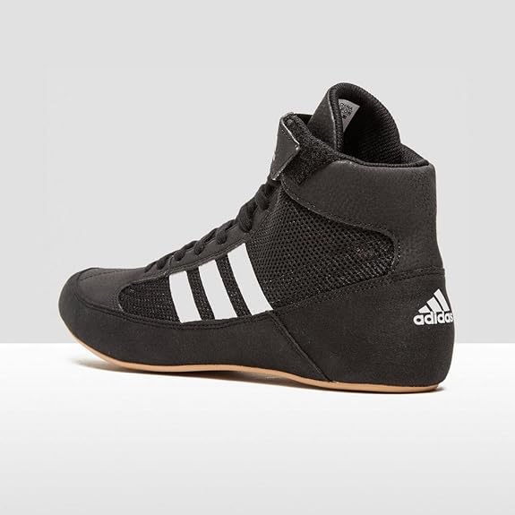 Adidas Ringerschuhe für Kinder. Der Adidas Havoc gilt als einer der besten Ringerschuhe für Nachwuchsringer. Mit einer griffigen Sohle und einem Klettverschluss am Knöchel, der die Schuhbänder gut hält.