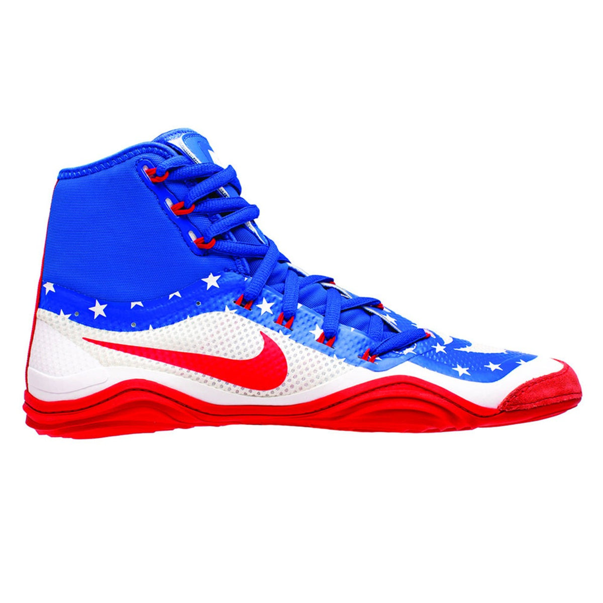 Ringerschuhe Nike Hypersweep USA Edition mit dünner Außensohle für optimalen Grip. Das flexible Design in Rot, Blau und Weiß unterstützt schnelle Richtungswechsel und bietet sicheren Halt im Knöchelbereich für anspruchsvolle Kämpfe.