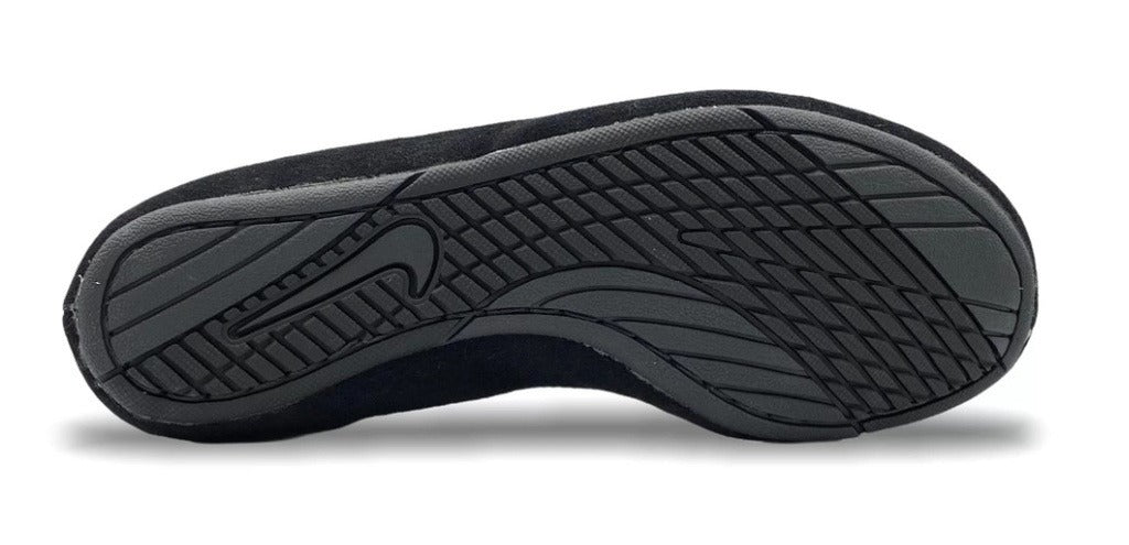 Nike Speedsweep VII Ringerschuh Schwarz (366683-004) – Dieser elegante Ringerschuh kombiniert ein minimalistisches Design mit hervorragender Passform und Komfort, ideal für intensives Training und Wettkämpfe.