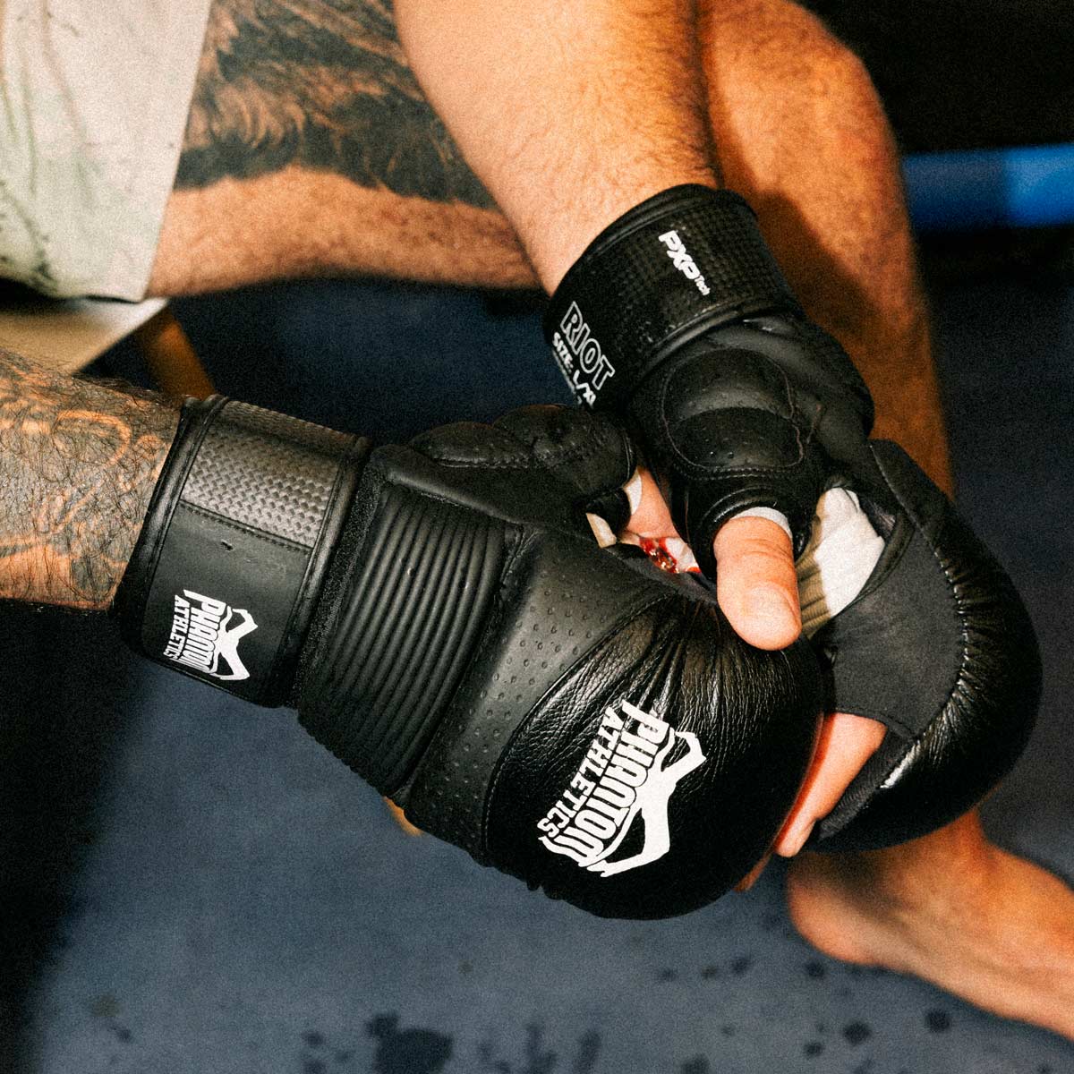 MMA Sparring Handschuhe RIOT Pro