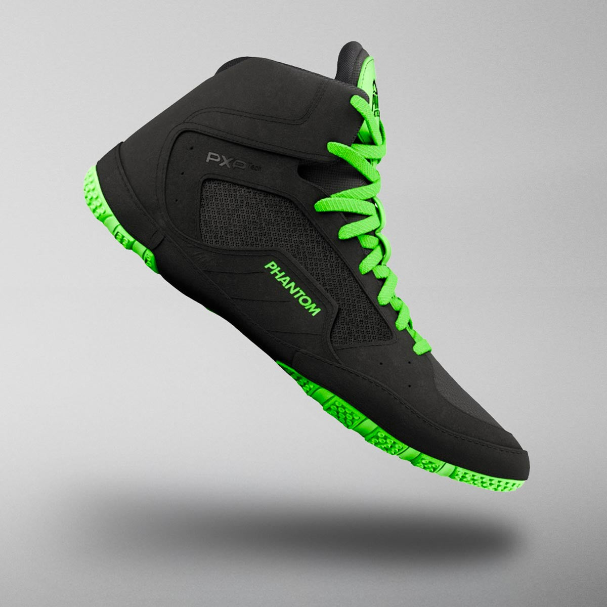 Phantom Athletics Ringerschuhe Tactic Schwarz-Neon-Grün, ideal für ambitionierte Kampfsportler. Diese Schuhe bieten eine perfekte Kombination aus Stil, Funktionalität und maximalem Halt auf der Matte.