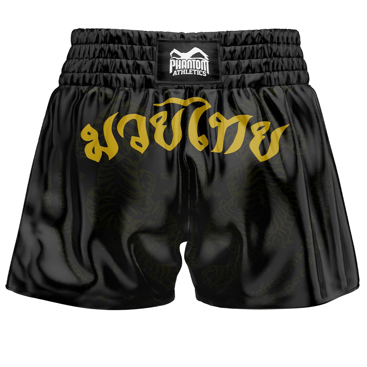 Phantom Athletics Muay Thai Shorts mit traditionellem Sak Yant Muster bieten Komfort und Langlebigkeit für Muay Thai, Kickboxen und Ringsport. Die sublimierte Grafik und das hochwertige Material sorgen für ein einzigartiges Design, das optimalen Tragekomfort im Training bietet.