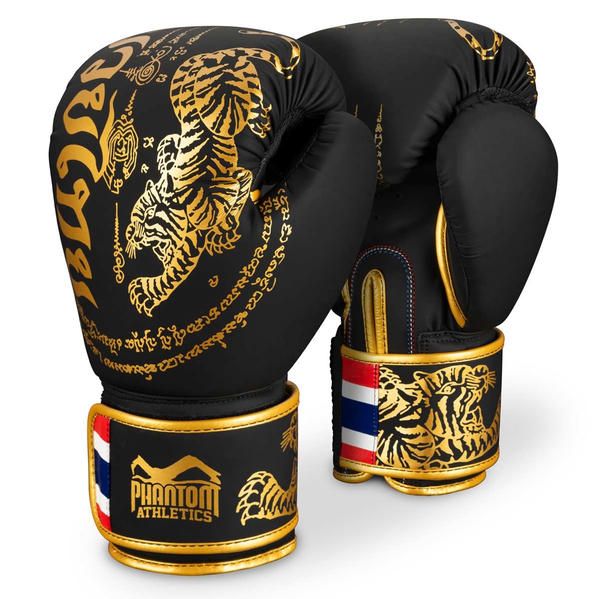 Ergonomische Muay Thai Handschuhe von Phantom Athletics, die Komfort und Schutz kombinieren. Perfekt für Sparring und Schlagtechniken.