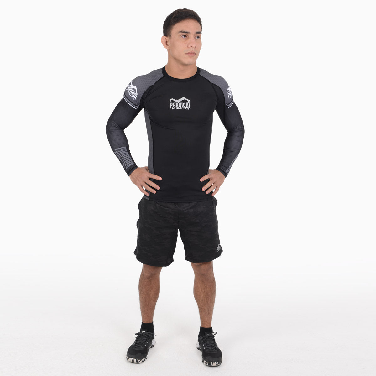 Langarm Rashguard Storm Nitro von Phantom Athletics – ideal für intensives Kampfsporttraining wie Brazilian Jiu-Jitsu, Ringen und MMA. Schützt die Haut und fördert die Regeneration.