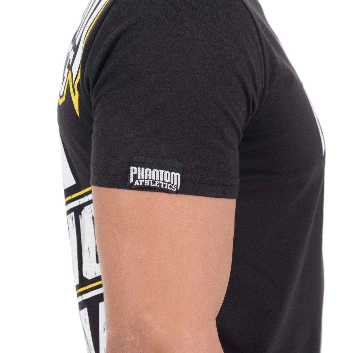 Phantom Athletics T-Shirt MMA Sports, speziell für Kampfsportler in BJJ, Jiu Jitsu und Wrestling entwickelt. Die ergonomische Passform sorgt für optimale Bewegungsfreiheit bei intensiven Einheiten.